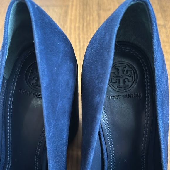 Tory Burch Lucia Pump - Picture 3 of 6
